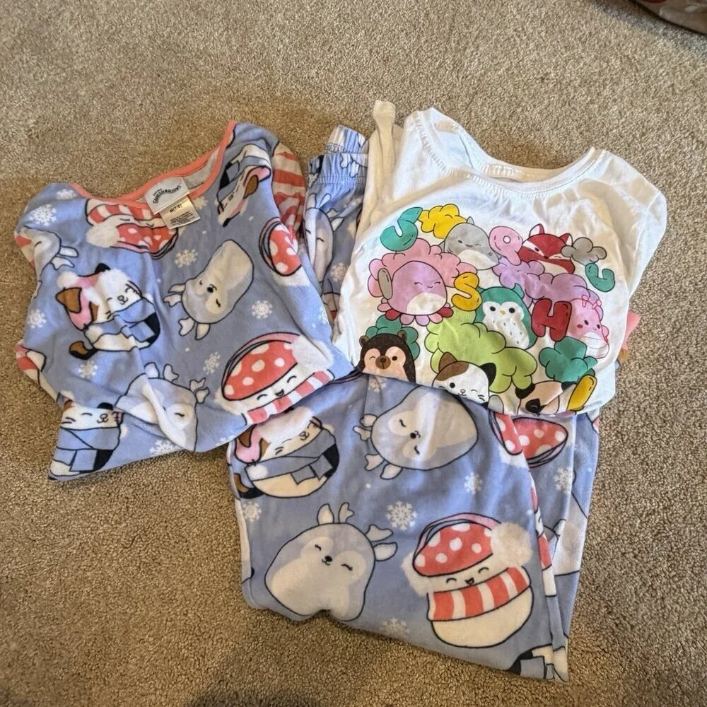 Squishmallows Girls Pajama Set and T Shirt Casual Blue White Logo Size 8 Knit